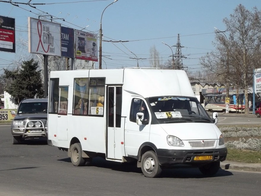 15 маршрут Миколаїв: повний гід від Електронної до ТРЦ «КИТ»